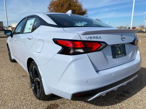 New 2025 Nissan Versa SR w/ Trunk Package image 5