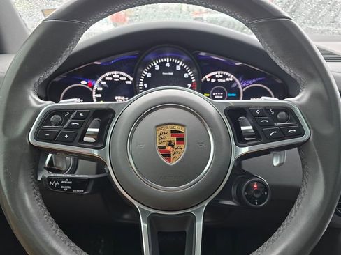 Used 2022 Porsche Cayenne E-Hybrid AWD/4WD image 25