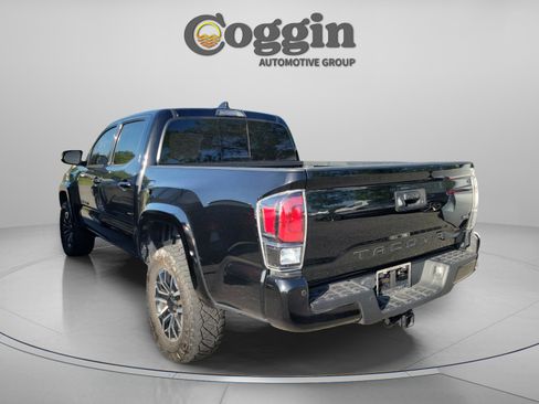 Used 2023 Toyota Tacoma TRD Sport w/ TRD Premium Sport Package image 3