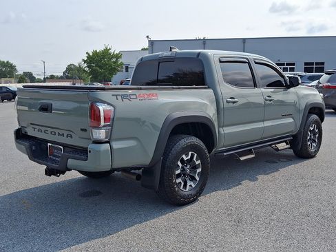 Certified 2023 Toyota Tacoma TRD Off-Road w/ Technology Package AWD/4WD image 7