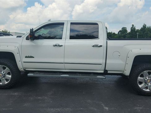 Used 2016 Chevrolet Silverado 2500 High Country AWD/4WD image 5