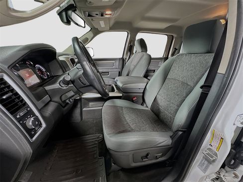 Used 2017 RAM 2500 Big Horn image 23