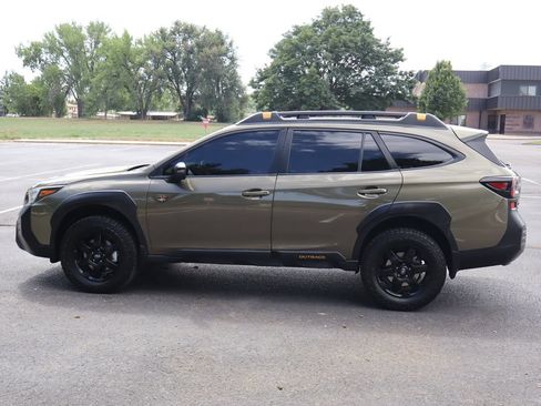 Used 2022 Subaru Outback Wilderness w/ Wilderness Package AWD/4WD image 9