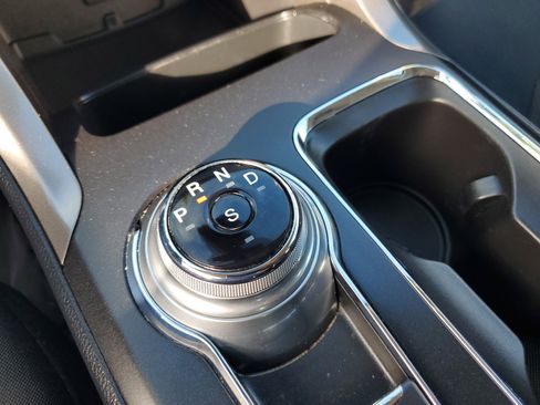 Used 2019 Ford Fusion SE image 26