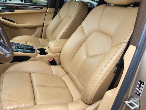Used 2017 Porsche Macan S AWD/4WD image 13