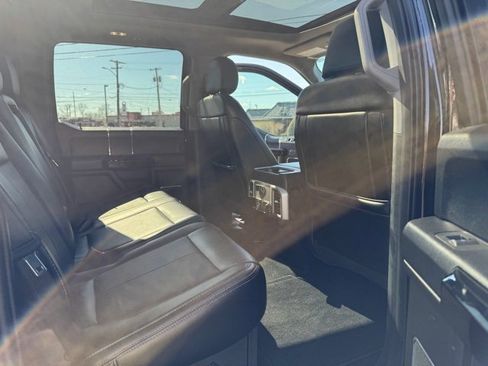 Used 2021 Ford F250 Lariat image 12