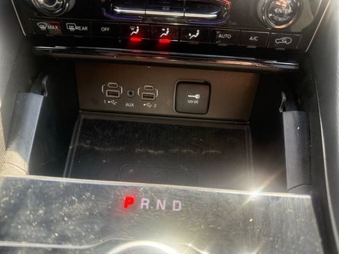 Certified 2024 Jeep Grand Cherokee L Altitude image 25