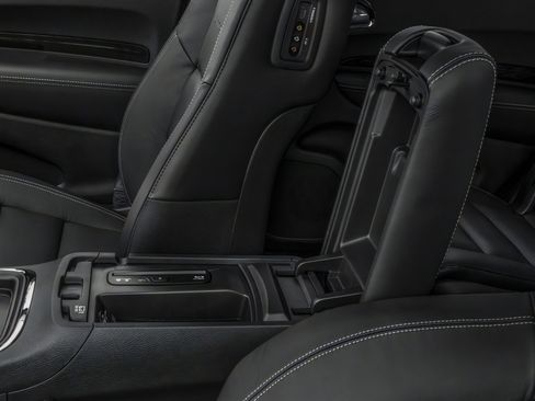 Used 2017 Dodge Durango Citadel w/ Technology Group image 18