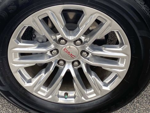 Used 2022 GMC Yukon SLT w/ SLT Premium Package image 29