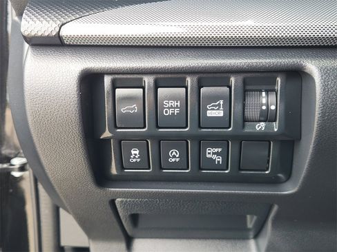 Used 2019 Subaru Forester Limited image 22