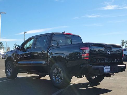 New 2026 Nissan Frontier SV w/ SV Convenience Package image 2