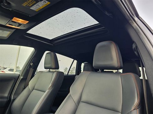 Used 2017 Toyota RAV4 SE w/ Power Extra Value Package AWD/4WD image 58