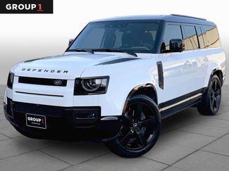 Used 2024 Land Rover Defender 130 X-Dynamic SE AWD/4WD video 1