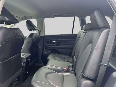 Certified 2024 Toyota Grand Highlander XLE image 15