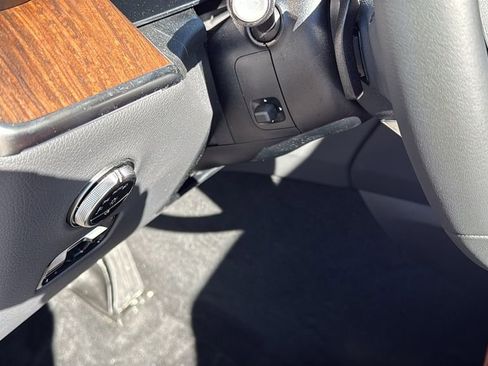 Certified 2025 Mercedes-Benz GLC 300 image 20