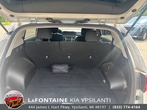 Used 2020 Kia Sportage LX FWD image 11