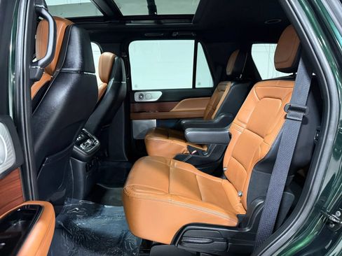 Used 2021 Lincoln Navigator Reserve w/ Luxury Package AWD/4WD image 52