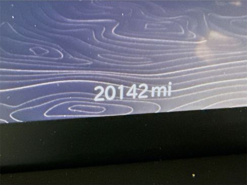 Used 2023 Jeep Grand Cherokee Altitude image 5