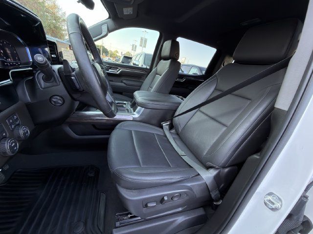 Used 2025 Chevrolet Silverado 1500 LTZ w/ Technology Package AWD/4WD image 29