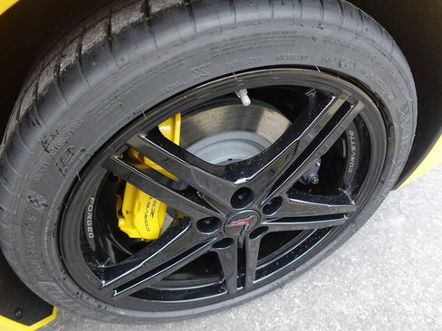 New 2026 Chevrolet Corvette Stingray Preferred Cpe w/ Z51 Performance Package RWD image 39