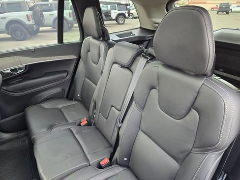 Used 2023 Volvo XC90 B6 Ultimate w/ Protection Package Premier AWD/4WD image 17