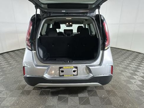 Used 2024 Kia Soul LX w/ Option Group 015 FWD image 26