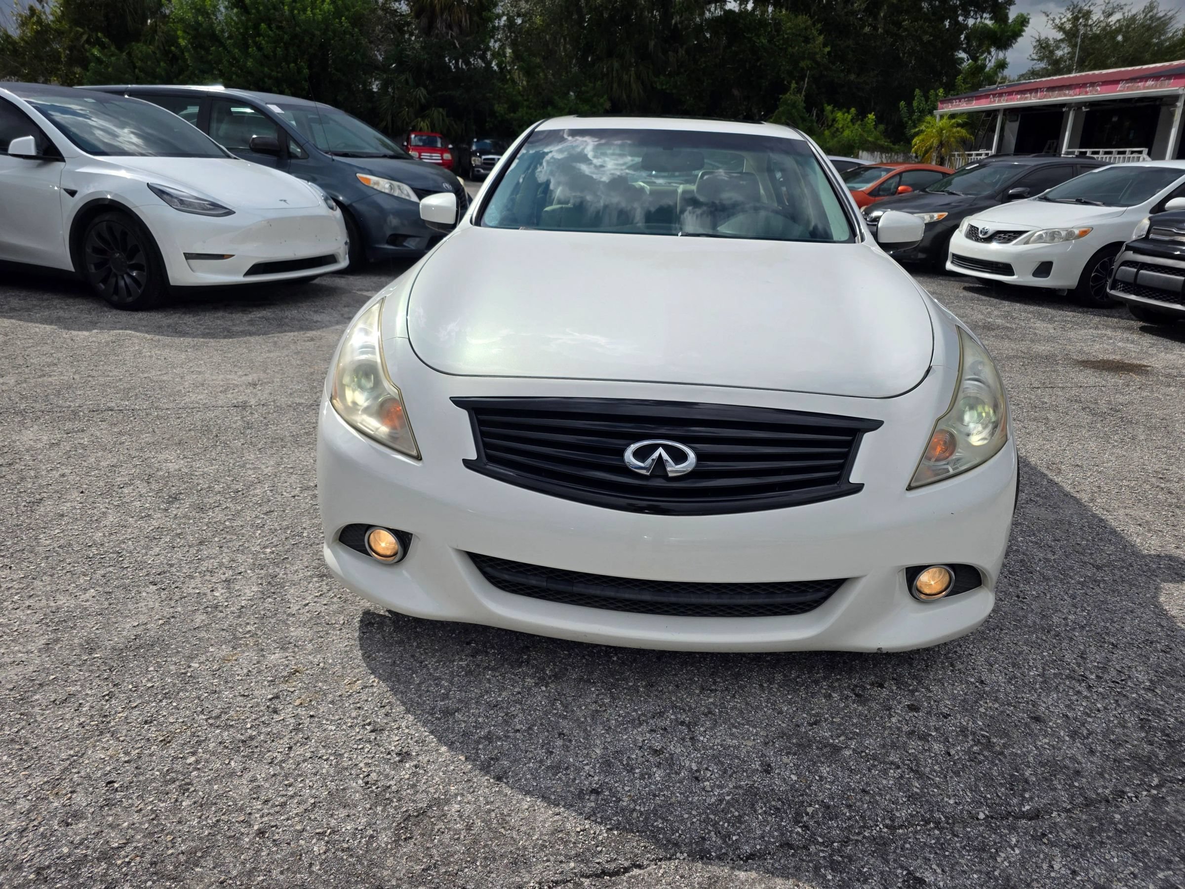 Used 2013 INFINITI G37 Journey w/ Premium Pkg RWD image 4
