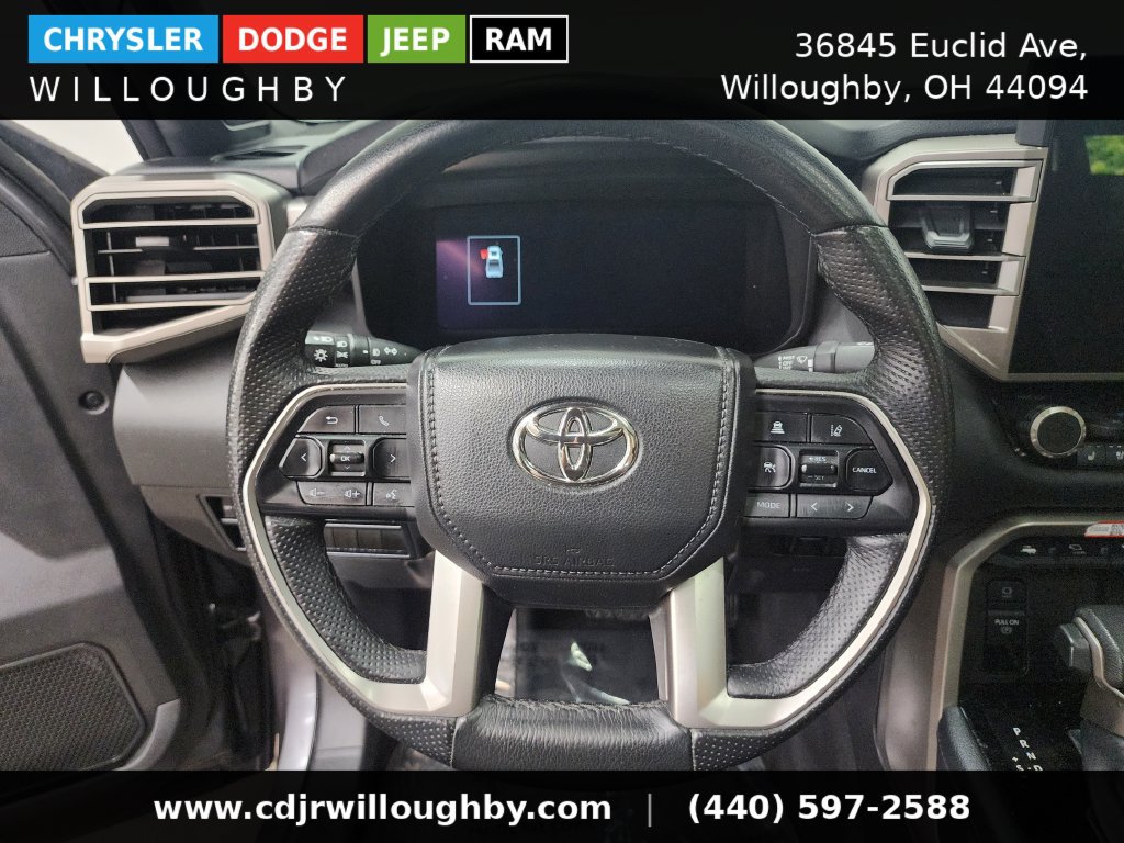 Used 2025 Toyota Tundra Limited AWD/4WD image 17