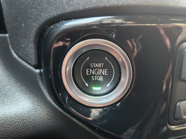 Used 2024 Chevrolet Silverado 1500 ZR2 w/ Technology Package AWD/4WD image 19