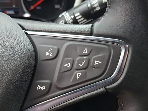 Used 2023 Chevrolet Equinox LT FWD image 22