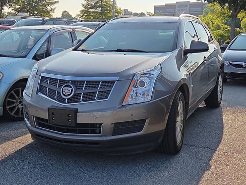 Used 2011 Cadillac SRX Luxury AWD/4WD image 2
