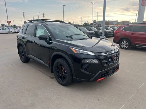 New 2026 Nissan Rogue SV image 3