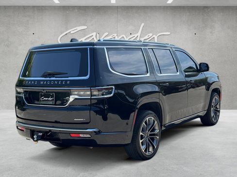 Used 2022 Jeep Grand Wagoneer Series III image 19