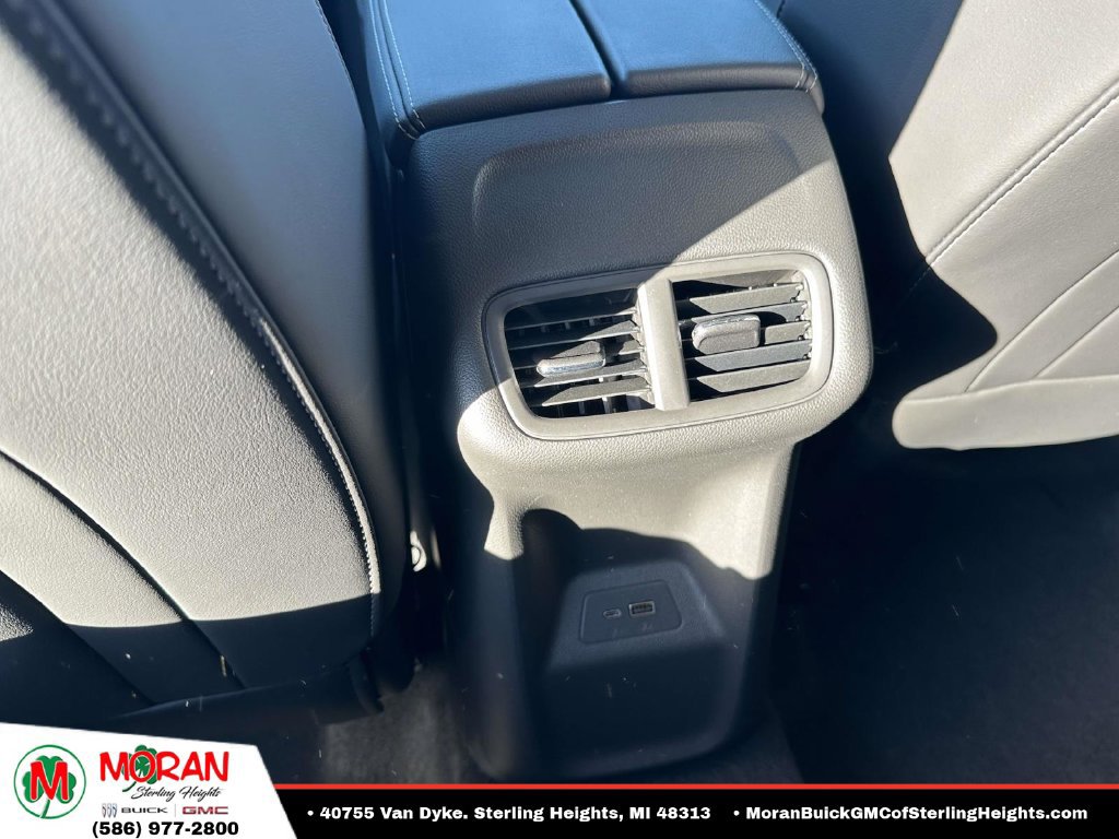 Certified 2024 Buick Envision Preferred AWD/4WD image 12