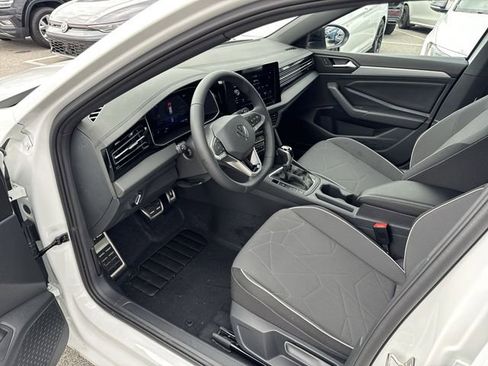 New 2026 Volkswagen Jetta Sport FWD image 10