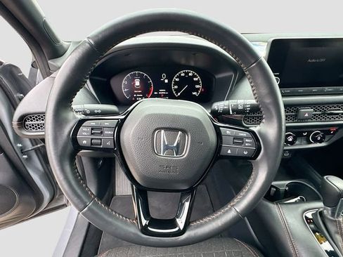 Used 2024 Honda HR-V Sport image 11