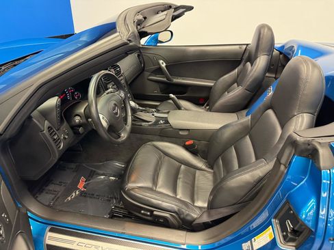 Used 2009 Chevrolet Corvette Convertible w/ Preferred Equipment Group RWD image 13