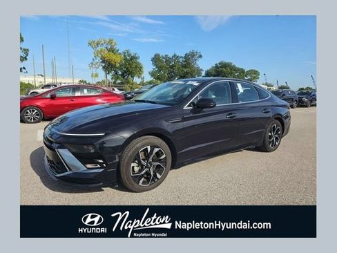 Used 2025 Hyundai Sonata SEL FWD image 1