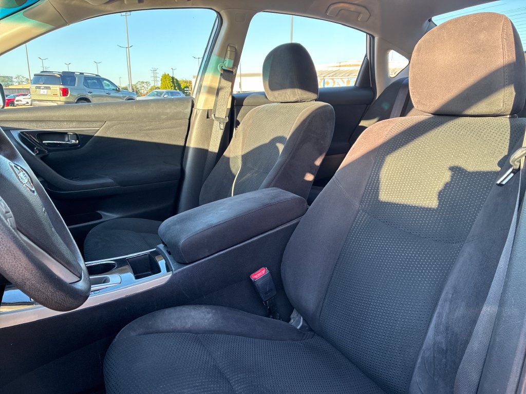 Used 2014 Nissan Altima 2.5 S FWD image 12