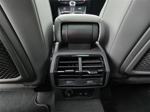 Used 2022 Audi Q3 2.0T Premium Plus image 14