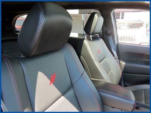 Certified 2025 Dodge Durango R/T AWD/4WD image 9