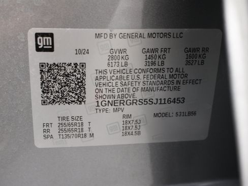 Used 2025 Chevrolet Traverse LT w/ Driver Confidence Package FWD image 41