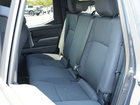 Used 2024 Toyota Tacoma SR5 AWD/4WD image 14