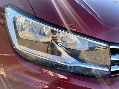 Used 2019 Volkswagen Tiguan SE w/ Panoramic Sunroof Package image 33