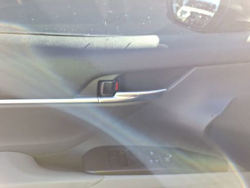 Used 2023 Toyota Camry LE image 16