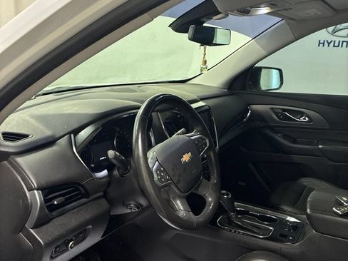 Used 2018 Chevrolet Traverse Premier w/ Redline Edition AWD/4WD image 12