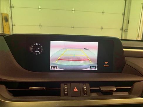 Used 2019 Lexus ES 350 F Sport w/ Accessory Package 2 image 17