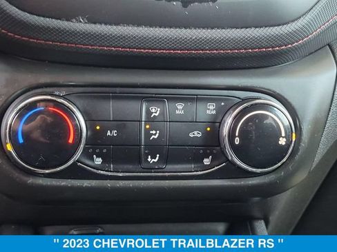 Used 2023 Chevrolet TrailBlazer RS AWD/4WD image 24