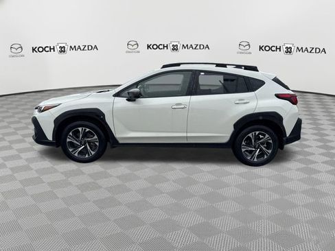 Used 2024 Subaru Crosstrek 2.0i Premium AWD/4WD image 4