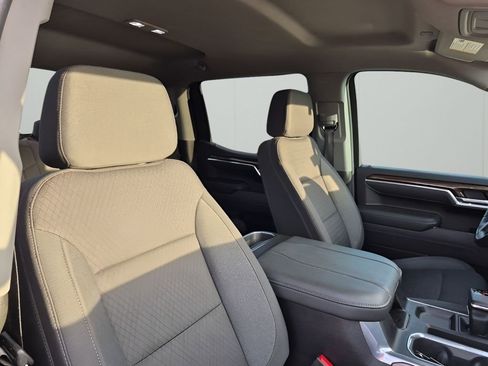 Used 2023 Chevrolet Silverado 1500 LT image 15